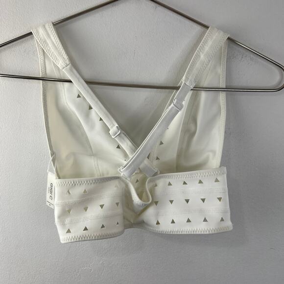 Gigi C Eden White Sport Bra Plunge Neck Laser Cut Criss-Cross Strap Size X-Small - Picture 3 of 6